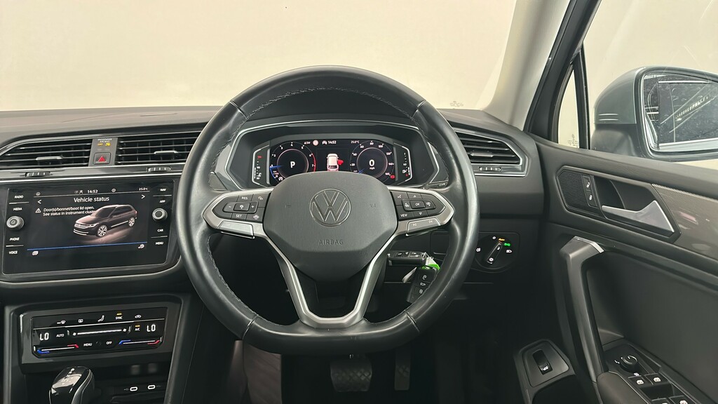 Volkswagen Tiguan Allspace 2.0Tdi 150Ps Elegance Scr 4Motio Black #14