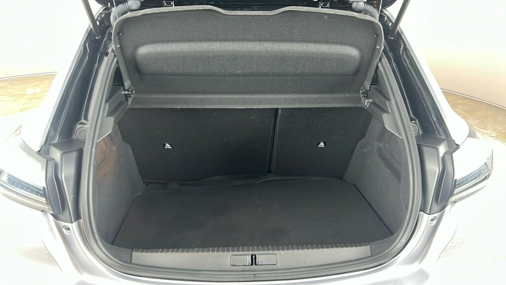 Peugeot 208 Gt 1.2 Hybrid 136Ps Grey #22