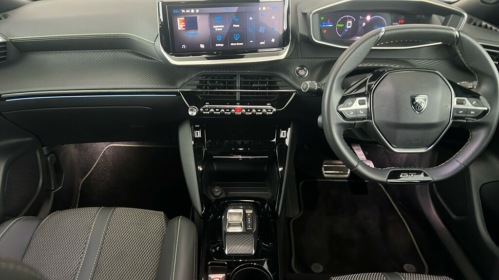 Peugeot e-2008 50Kwh Gt Suv 7Kw Charger 136 #13