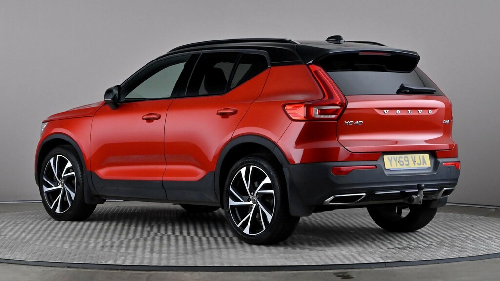 Volvo XC40 2.0 D4 190 R Design Pro Awd Geartronic Red #4