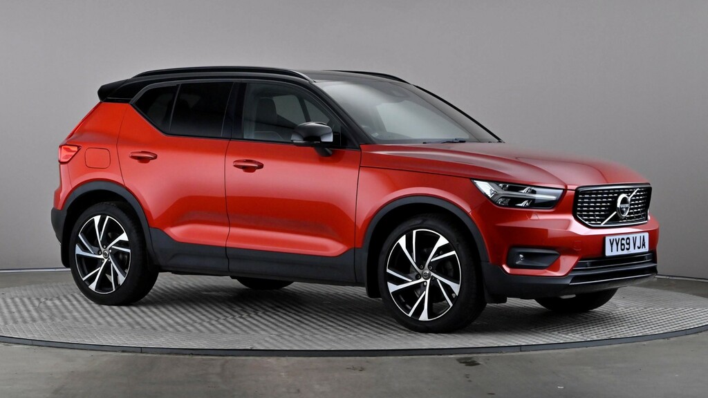 Volvo XC40 2.0 D4 190 R Design Pro Awd Geartronic Red