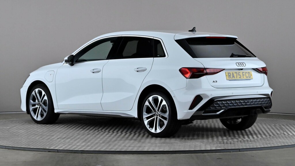 Audi A3 1.5 Tfsi E 204 S Line S Tronic RA75FCD White #4
