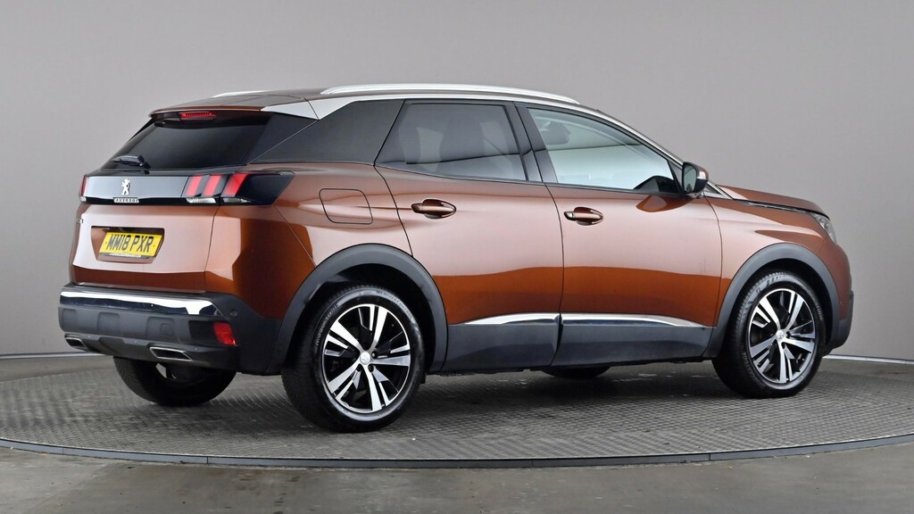 Peugeot 3008 1.5 Bluehdi Allure Brown #4