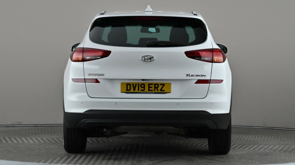 Hyundai Tucson 1.6 Gdi Se Nav 2Wd White #5