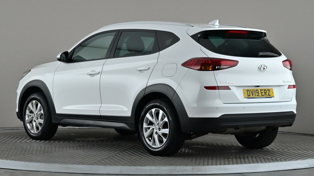 Hyundai Tucson 1.6 Gdi Se Nav 2Wd White #4