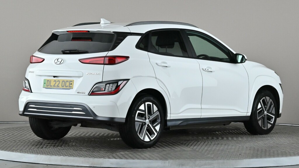 Hyundai Kona 150Kw Premium 64Kwh White #6