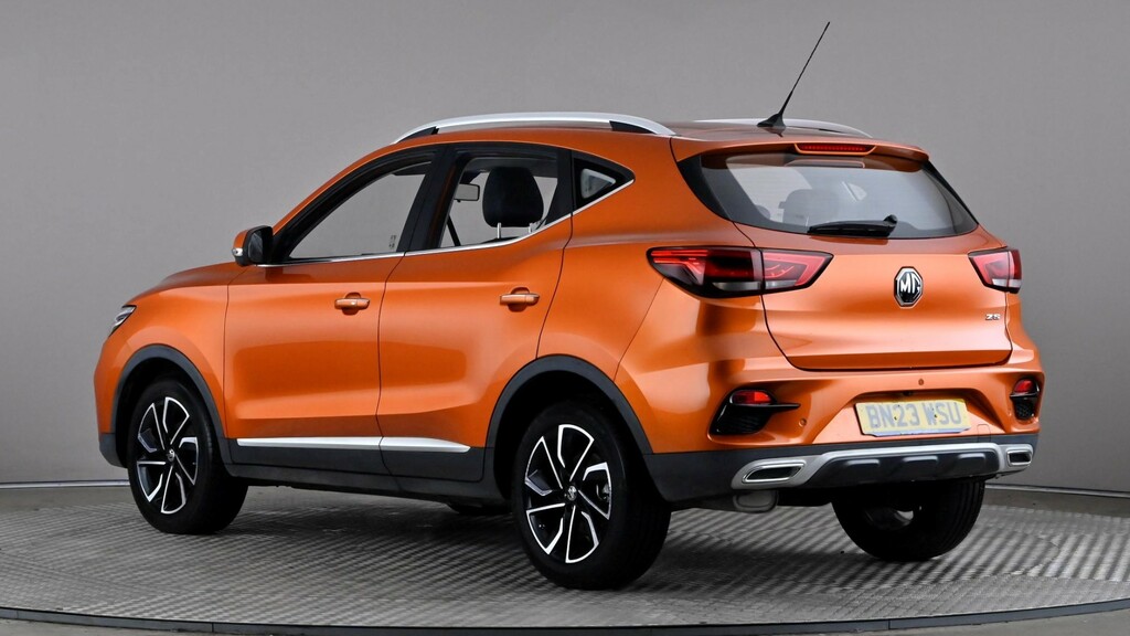 MG ZS 1.0T Gdi Exclusive Dct Orange #4