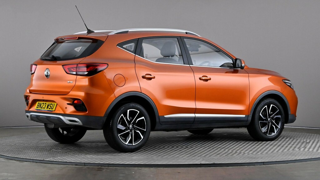 MG ZS 1.0T Gdi Exclusive Dct Orange #6