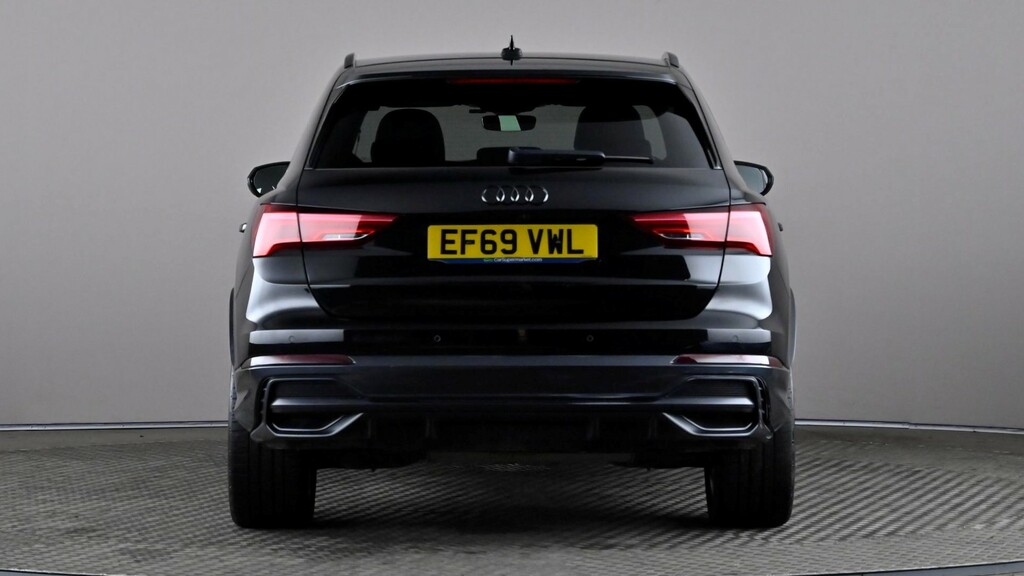 Audi Q3 35 Tfsi Edition 1 S Tronic Black #5
