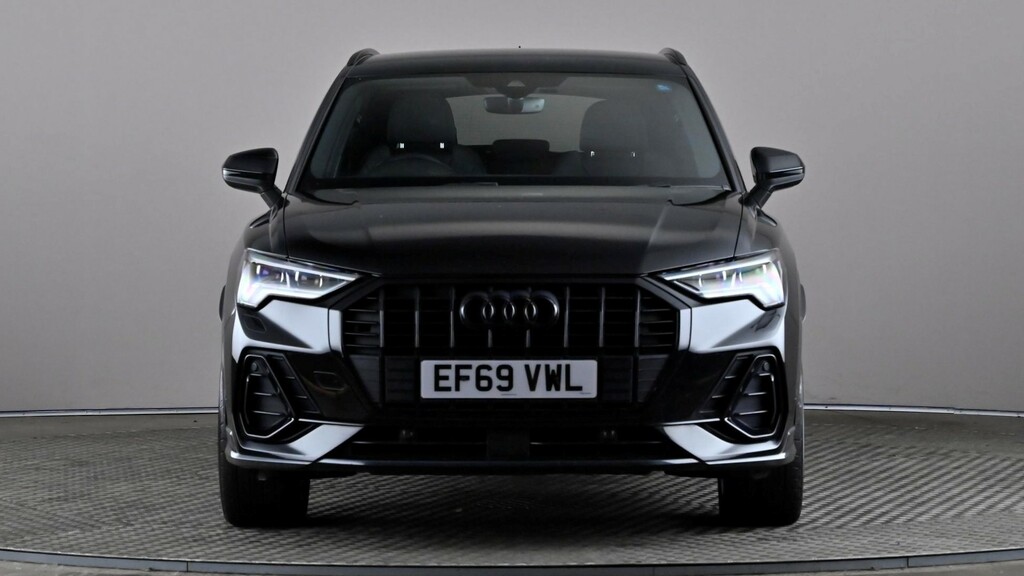 Audi Q3 35 Tfsi Edition 1 S Tronic Black #2