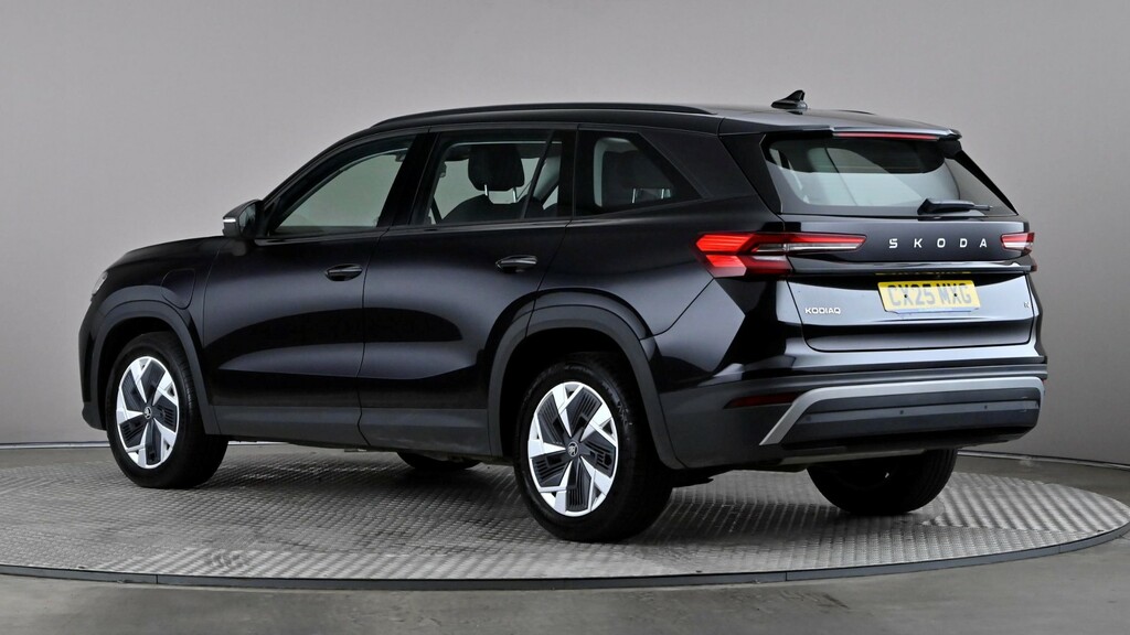 Skoda Kodiaq 1.5 Tsi Iv 204 Se Dsg Black #4