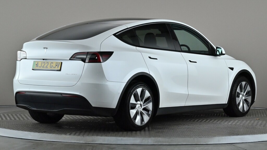 Tesla Model Y Long Range Awd AJ22GJV White #6