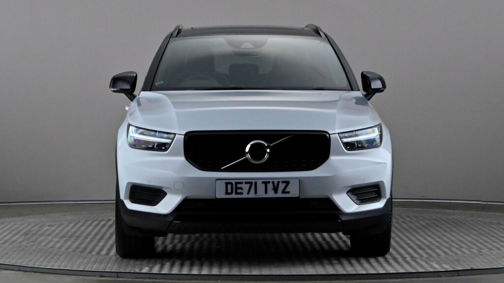 Volvo XC40 1.5 T3 163 R Design Silver #2