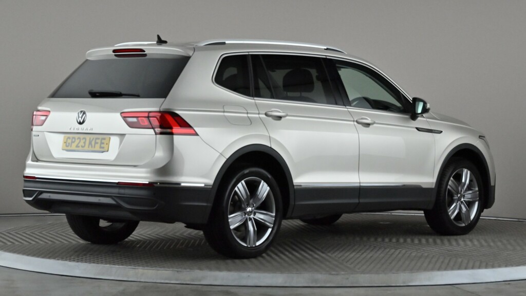 Volkswagen Tiguan Allspace 1.5 Tsi Life 7 Seats Silver #6