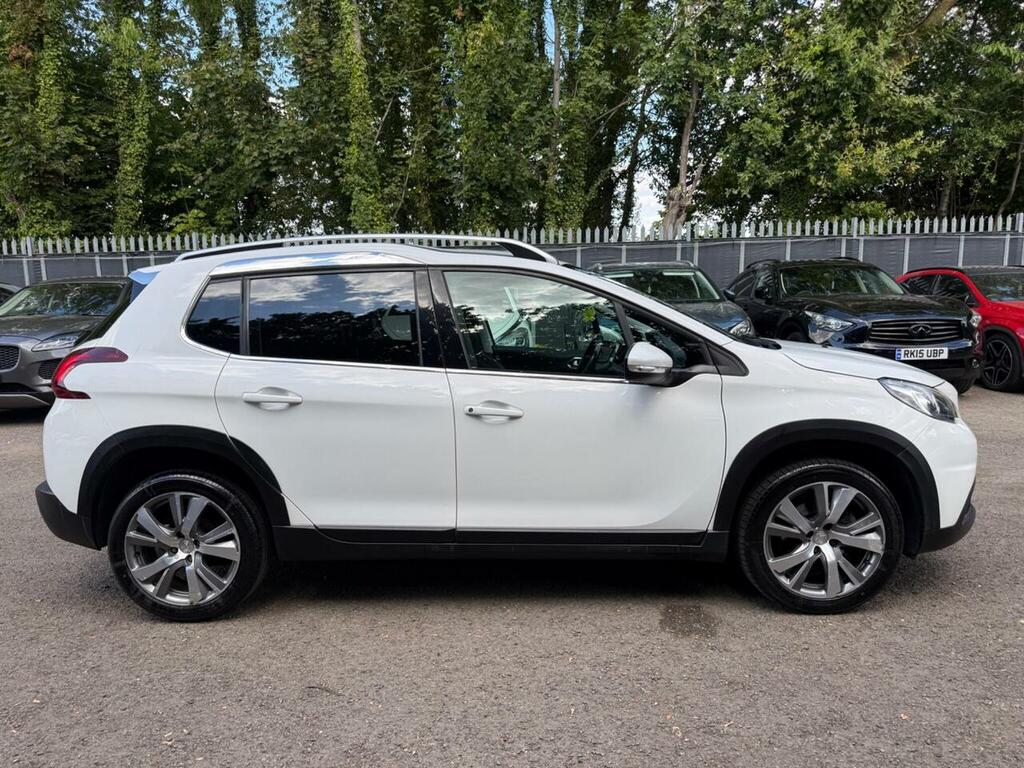 Peugeot 2008 1.2 Puretech Allure Euro 6 Ss White #6