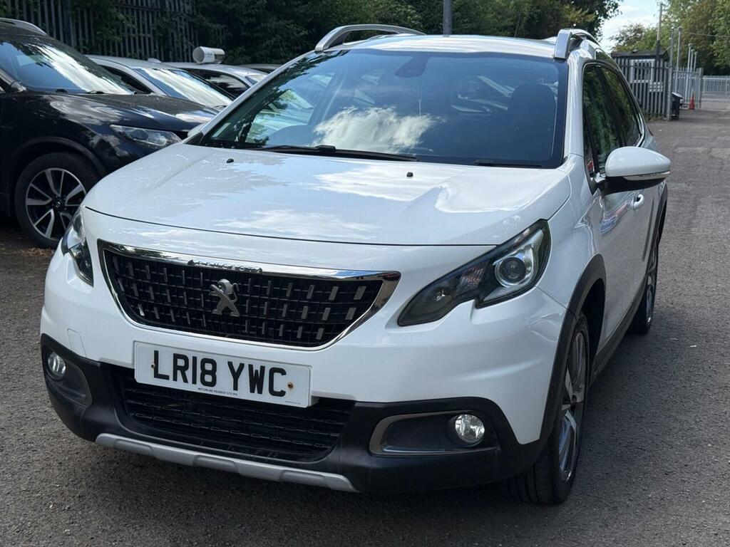 Peugeot 2008 1.2 Puretech Allure Euro 6 Ss White #4