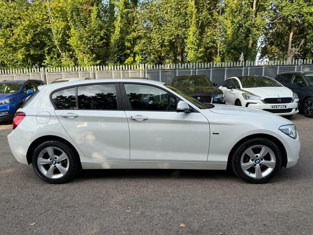 BMW 1 Series 1.6 116I Se Hatchback Euro 6 Ss White #6