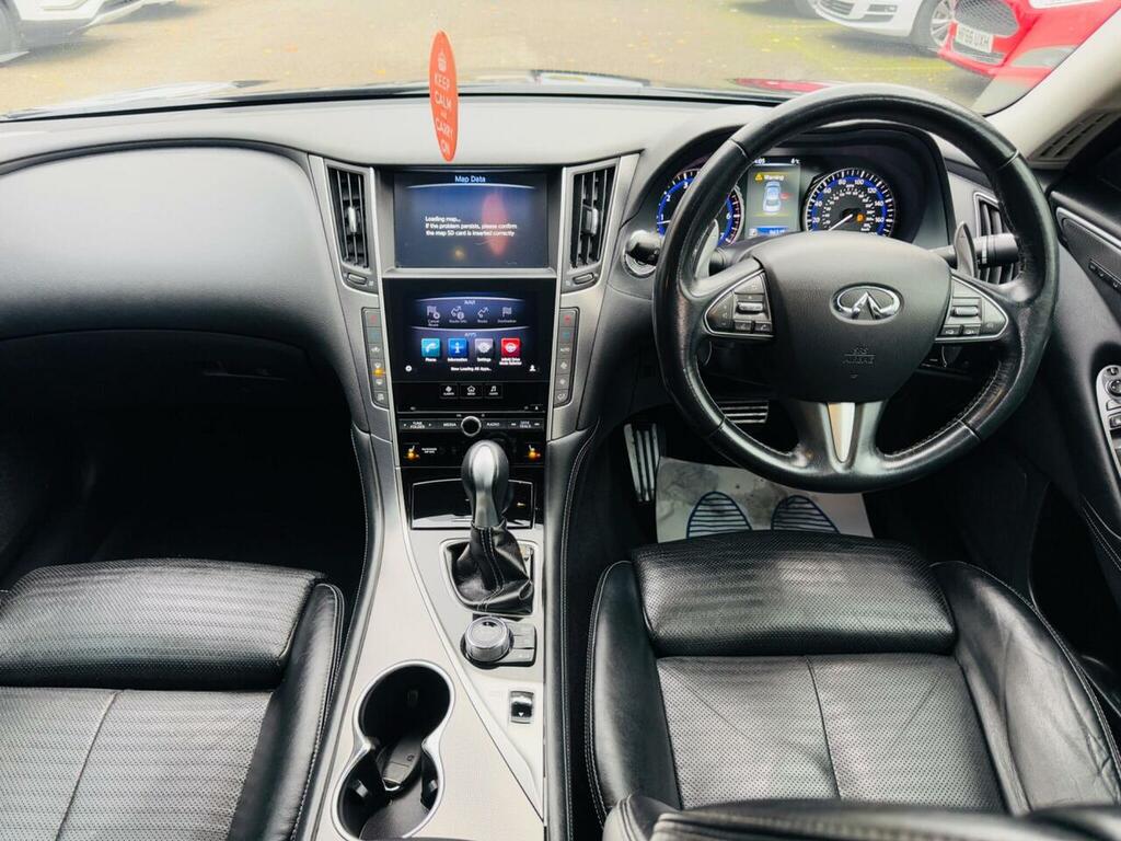 Infiniti Q50 Saloon White #37