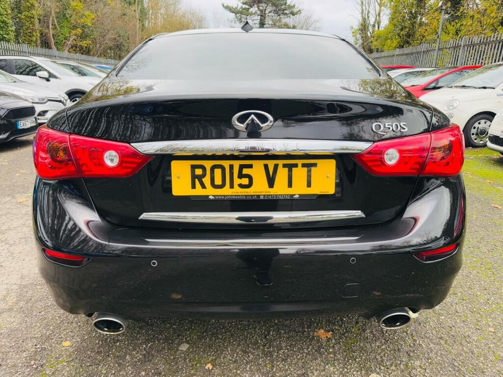 Infiniti Q50 Saloon White #11