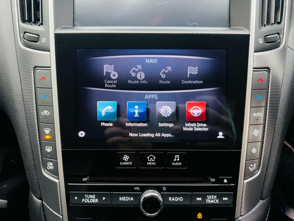 Infiniti Q50 Saloon White #43
