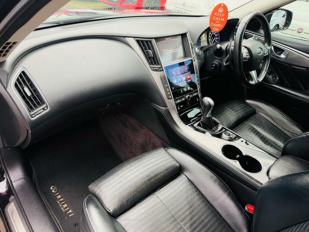 Infiniti Q50 Saloon White #29