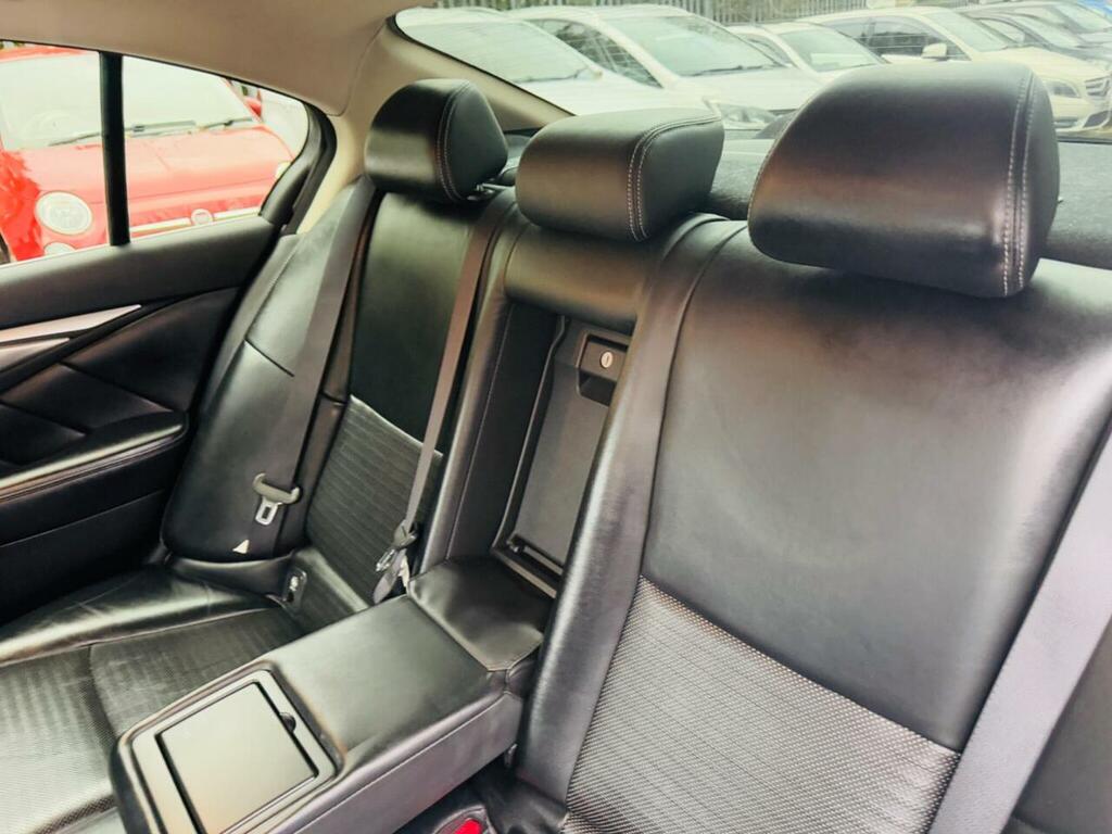 Infiniti Q50 Saloon White #22