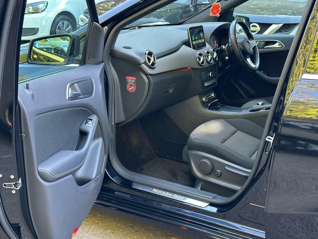 Mercedes-Benz B Class 1.6 B180 Sport Mpv 7G-dct Euro 6 Ss Black #31