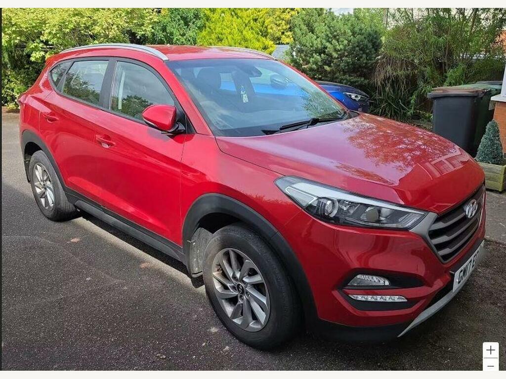 Hyundai Tucson 1.6 Gdi Blue Drive Se Nav Euro 6 Ss Red