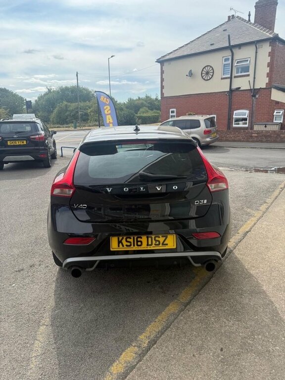 Volvo V40 2.0 D3 R-design Hatchback Euro 6 Black #4