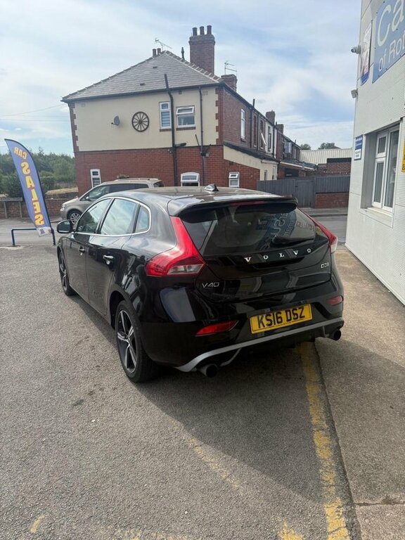 Volvo V40 2.0 D3 R-design Hatchback Euro 6 Black #3