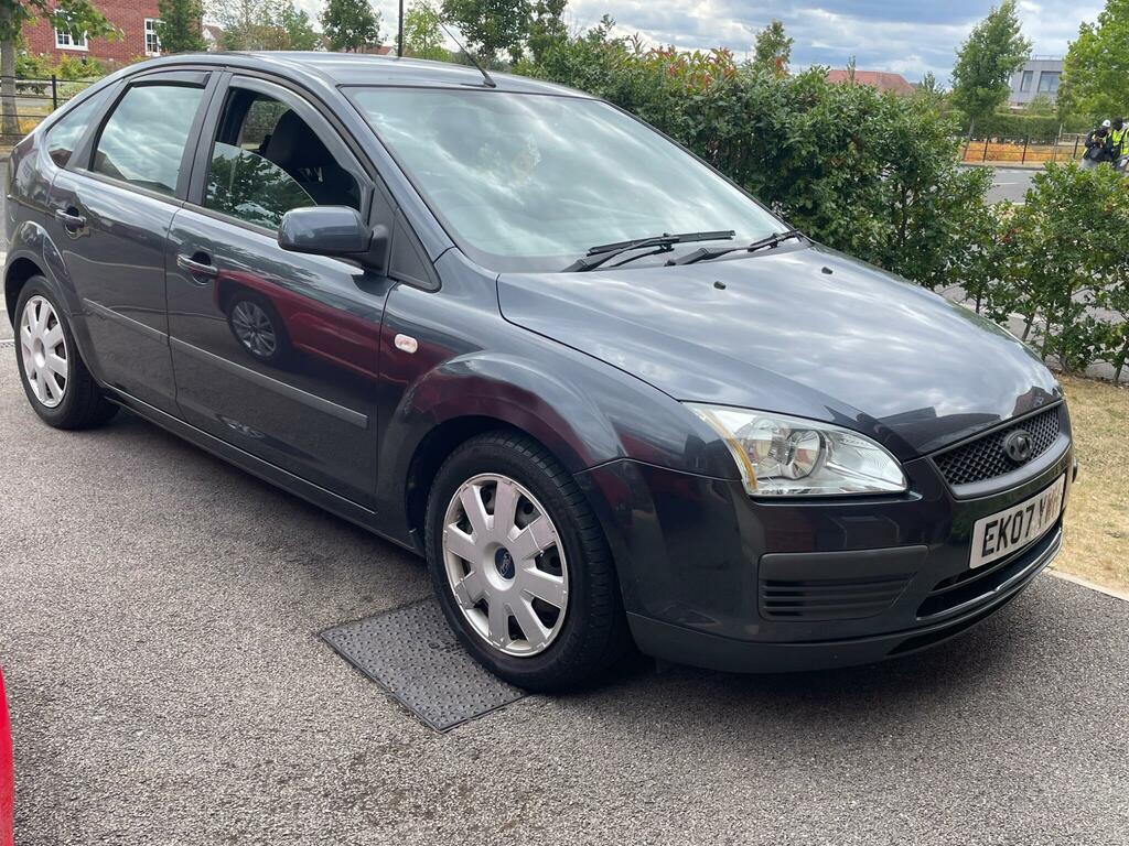 Ford Focus Estate 1.6 Zetec Climate 200707 Red #1