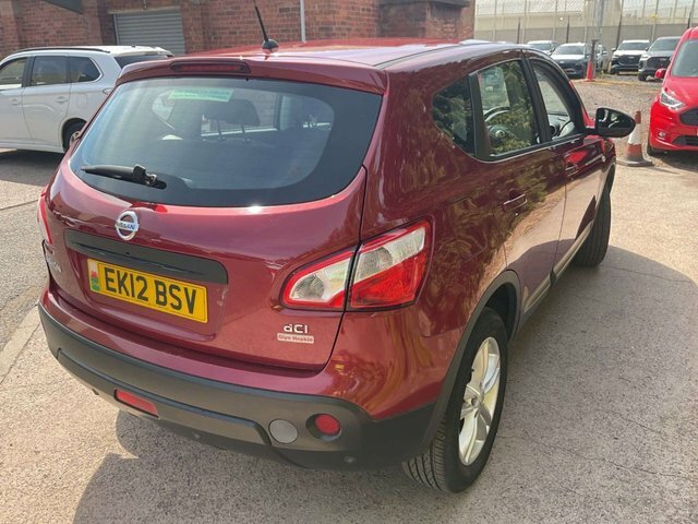 Nissan Qashqai 2012 1.5 Dci Acenta Suv 2Wd Euro Red #4