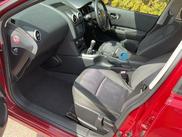 Nissan Qashqai 2012 1.5 Dci Acenta Suv 2Wd Euro Red #6