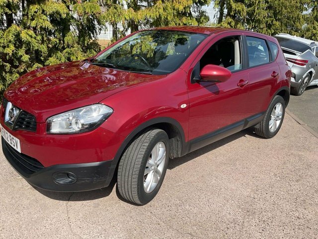 Nissan Qashqai 2012 1.5 Dci Acenta Suv 2Wd Euro Red #2