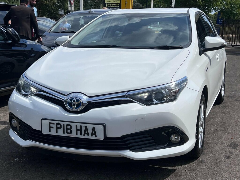 Toyota Auris 1.8 Vvt-h Icon Tech Cvt Euro 6 Ss FP18HAA White #6