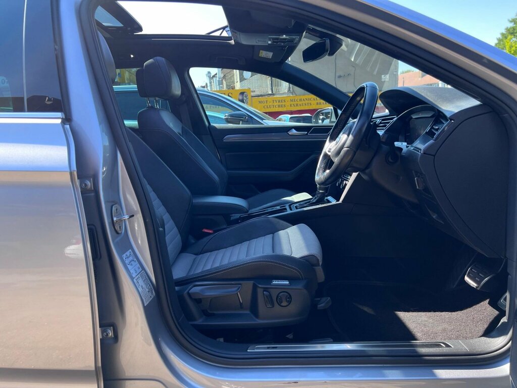 Volkswagen Passat 2.0 Se Business Tdi 148 Bhp Grey #17