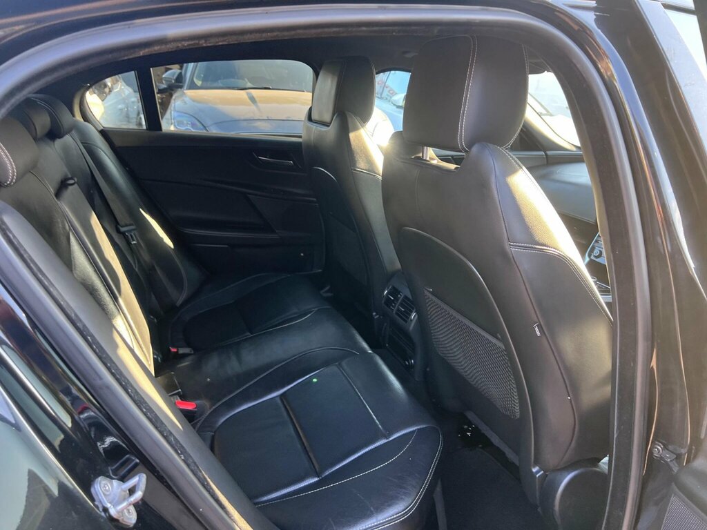 Jaguar XE 2.0 Gtdi R-sport Saloon Euro 6 S Black #27