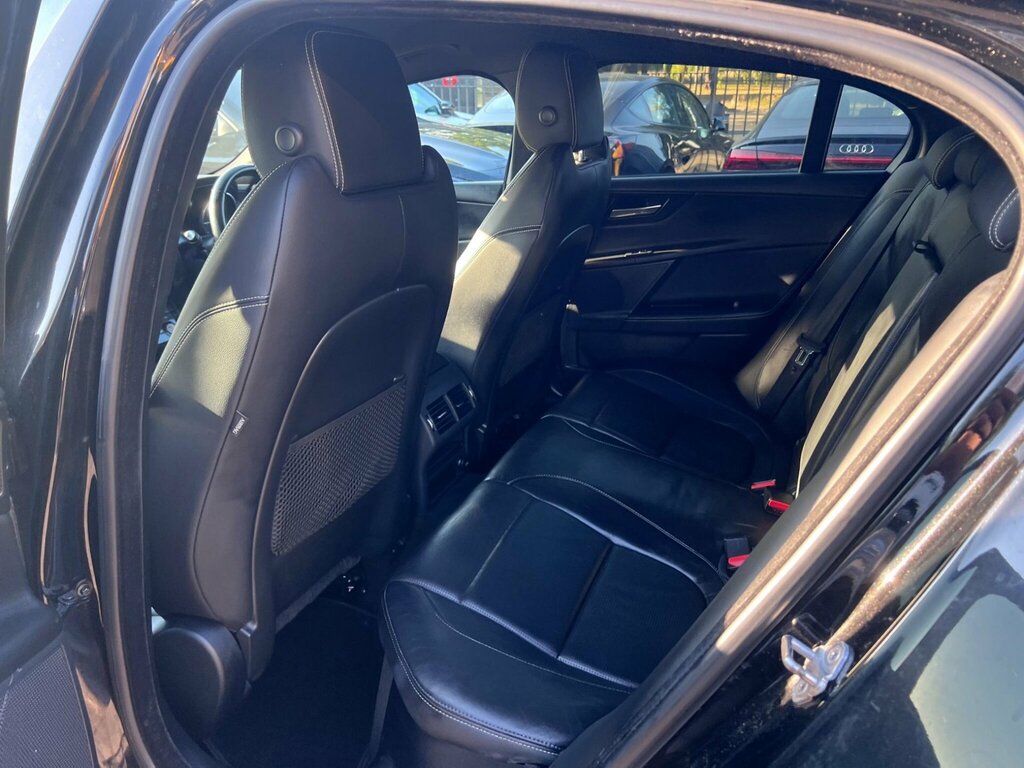 Jaguar XE 2.0 Gtdi R-sport Saloon Euro 6 S Black #29