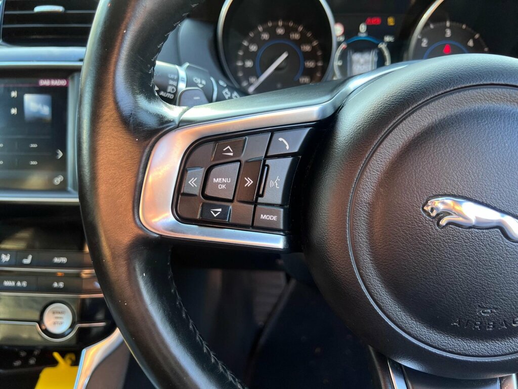 Jaguar XE 2.0 Gtdi R-sport Saloon Euro 6 S Black #22