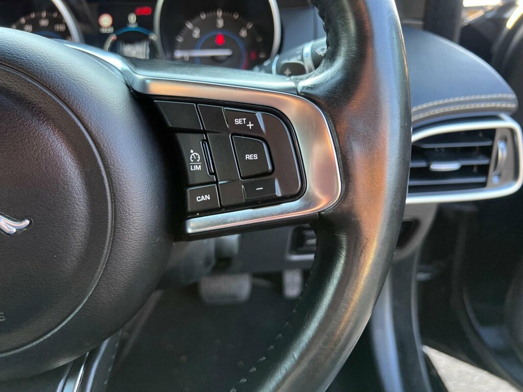 Jaguar XE 2.0 Gtdi R-sport Saloon Euro 6 S Black #23