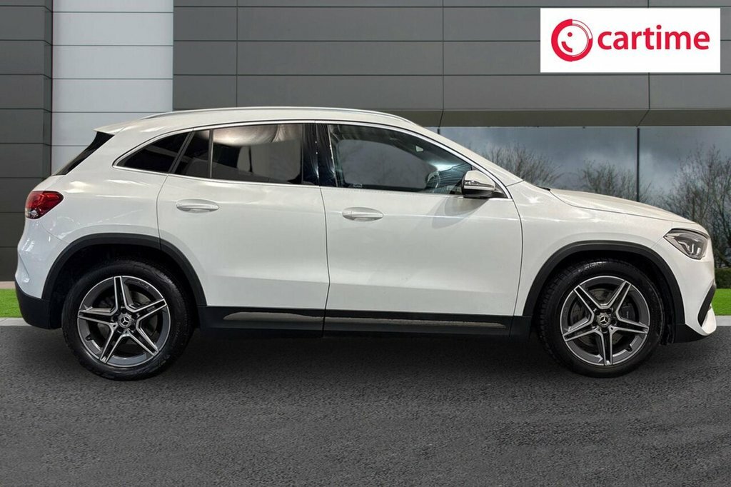 Mercedes-Benz GLA Class 2L Amg Line White #2