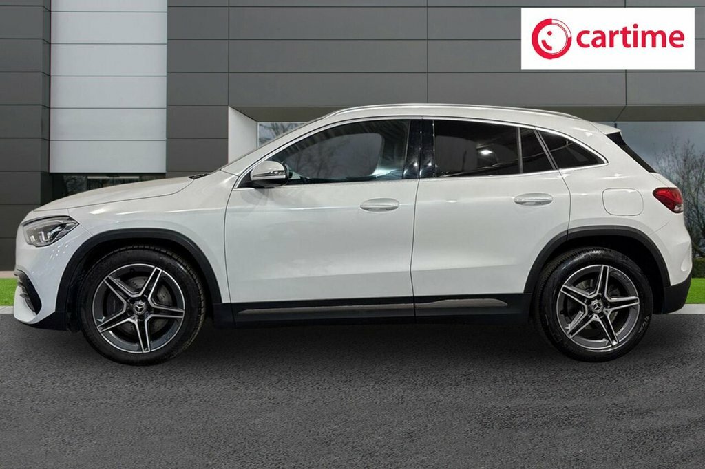 Mercedes-Benz GLA Class 2L Amg Line White #3