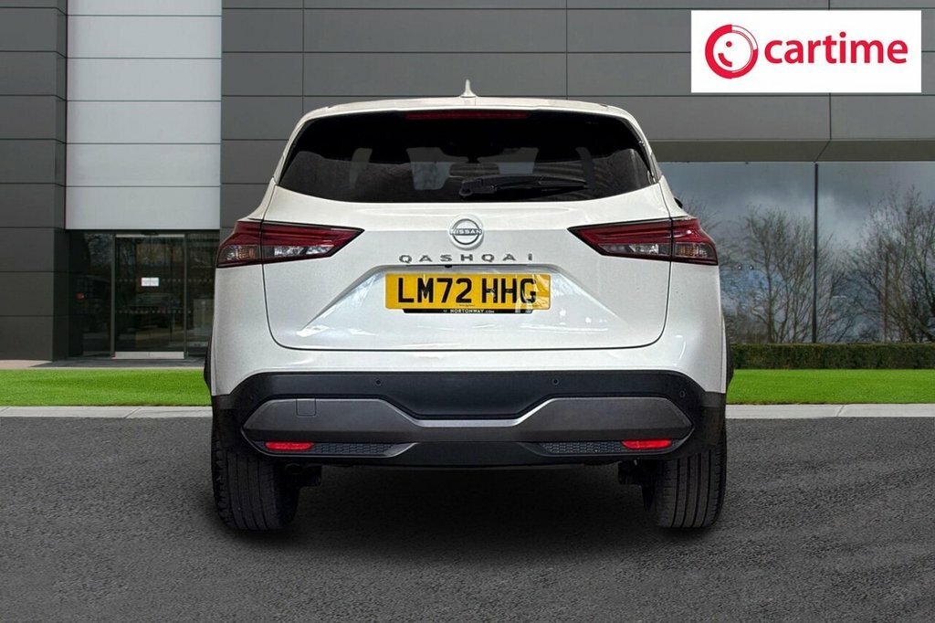 Nissan Qashqai 1.3L N-connecta LM72HHG White #5