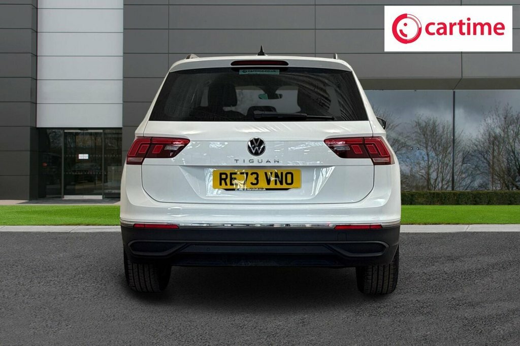 Volkswagen Tiguan 1.5L Life RE73VNO White #5