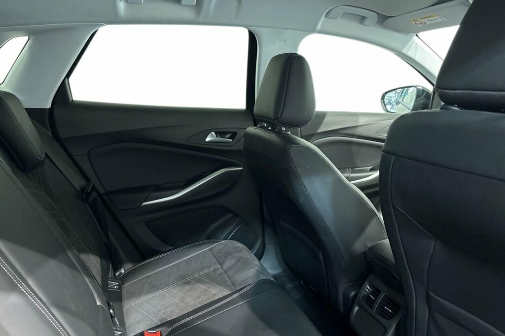 Vauxhall Grandland X 1.2 Turbo 130Ps Ultimate Black #8
