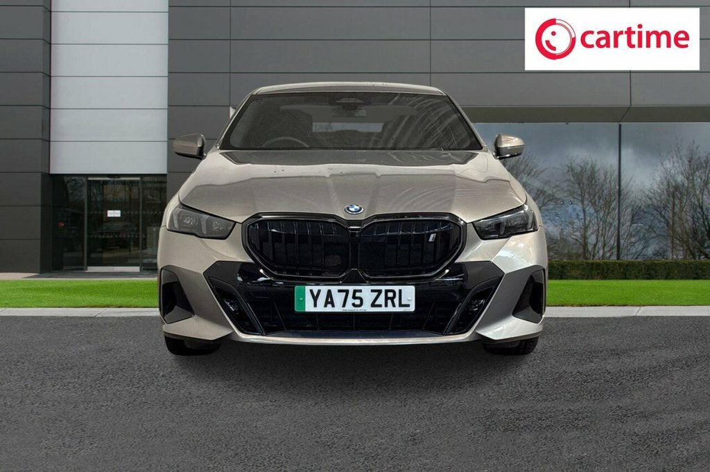 BMW i5 Saloon Grey #4