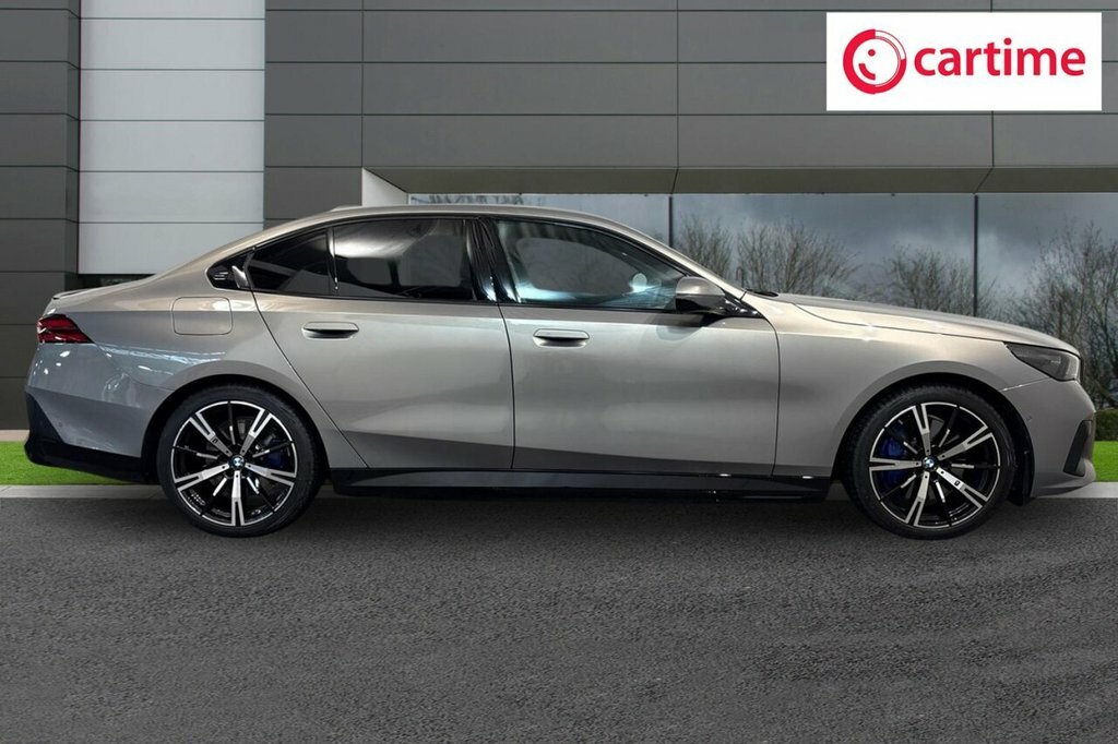 BMW i5 Saloon Grey #2