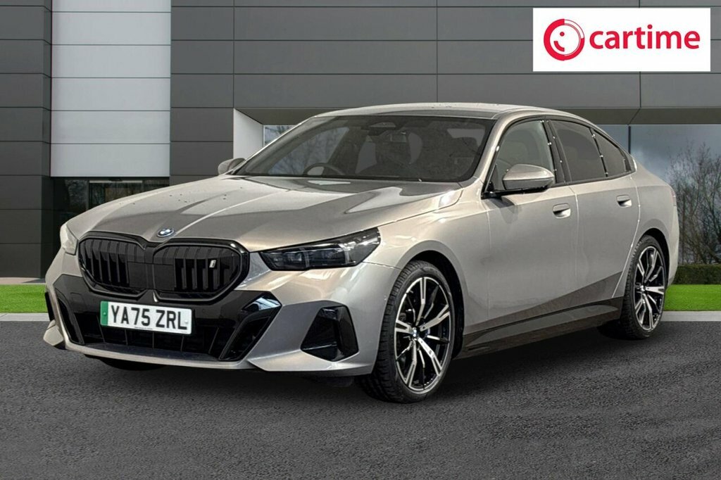 BMW i5 Saloon Grey #6