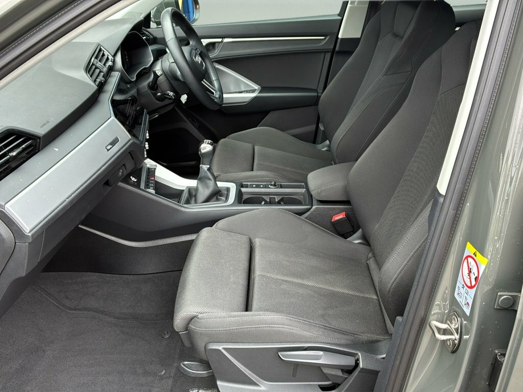 Audi Q3 1.5L Sport Grey #6