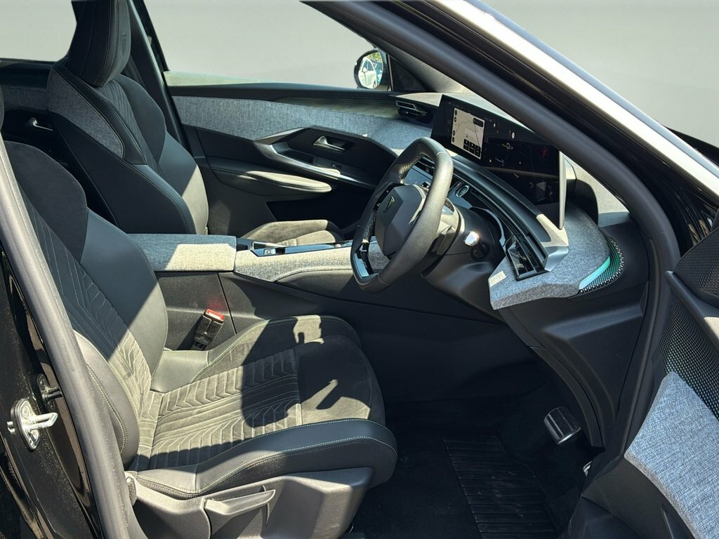 Peugeot 5008 Suv Black #5
